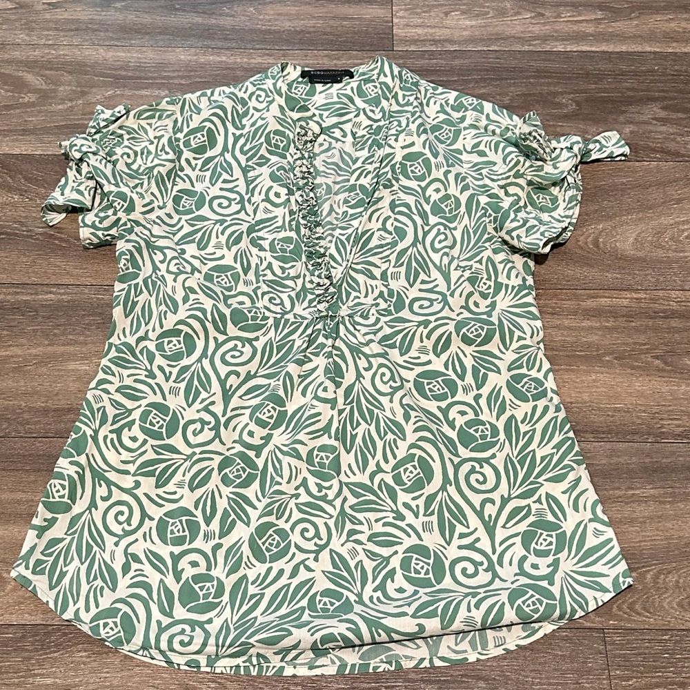 Max Studio Green and Cream Patterned Blouse